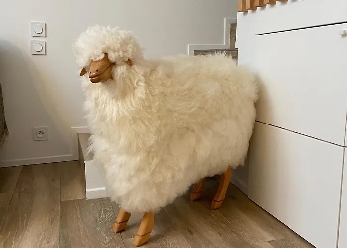 Le Mouton A 5 Pattes Aubagne-Cassis-Aix En Provence