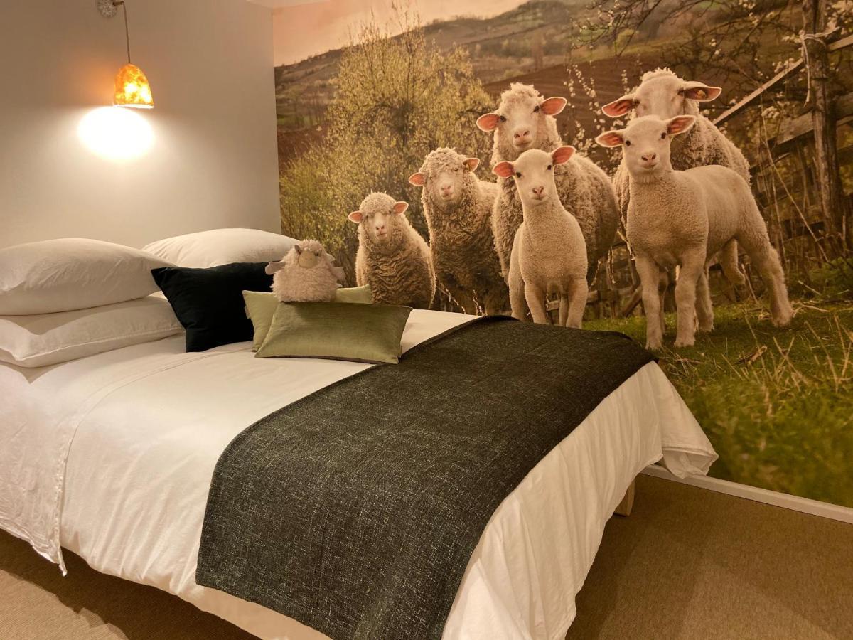 Le Mouton A 5 Pattes Aubagne-cassis-aix En Provence Aubagne
